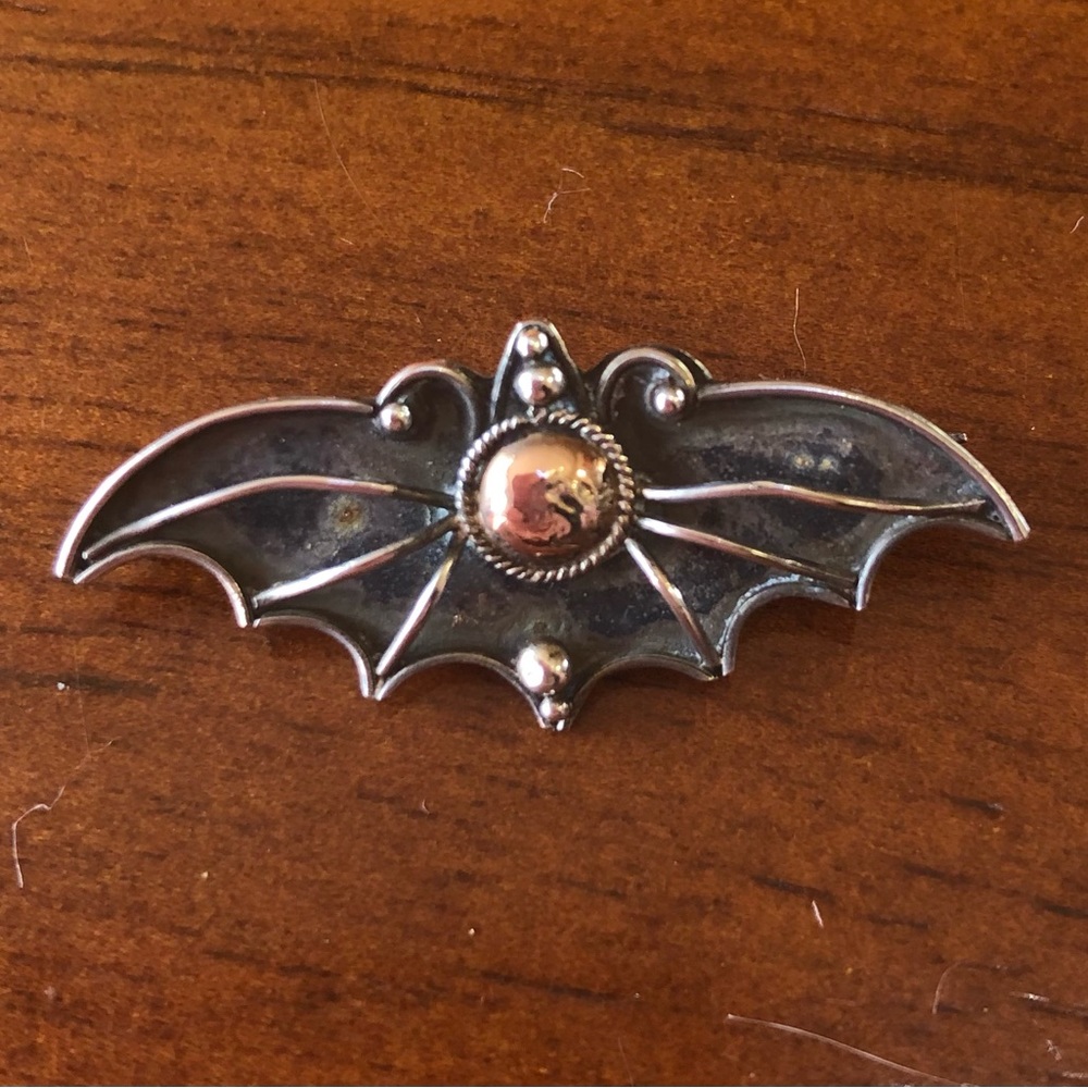 Vintage Sterling Silver 92.5 Bali Bat pin
